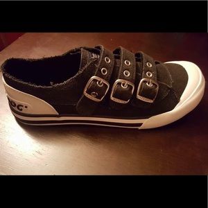 Woman’s rocket dogs